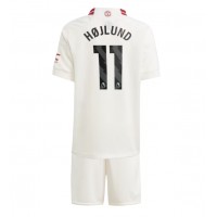 Dječji Nogometni Dres Manchester United Rasmus Hojlund #11 Rezervni 2023-24 Kratak Rukav (+ Kratke hlače)